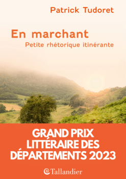 En marchant